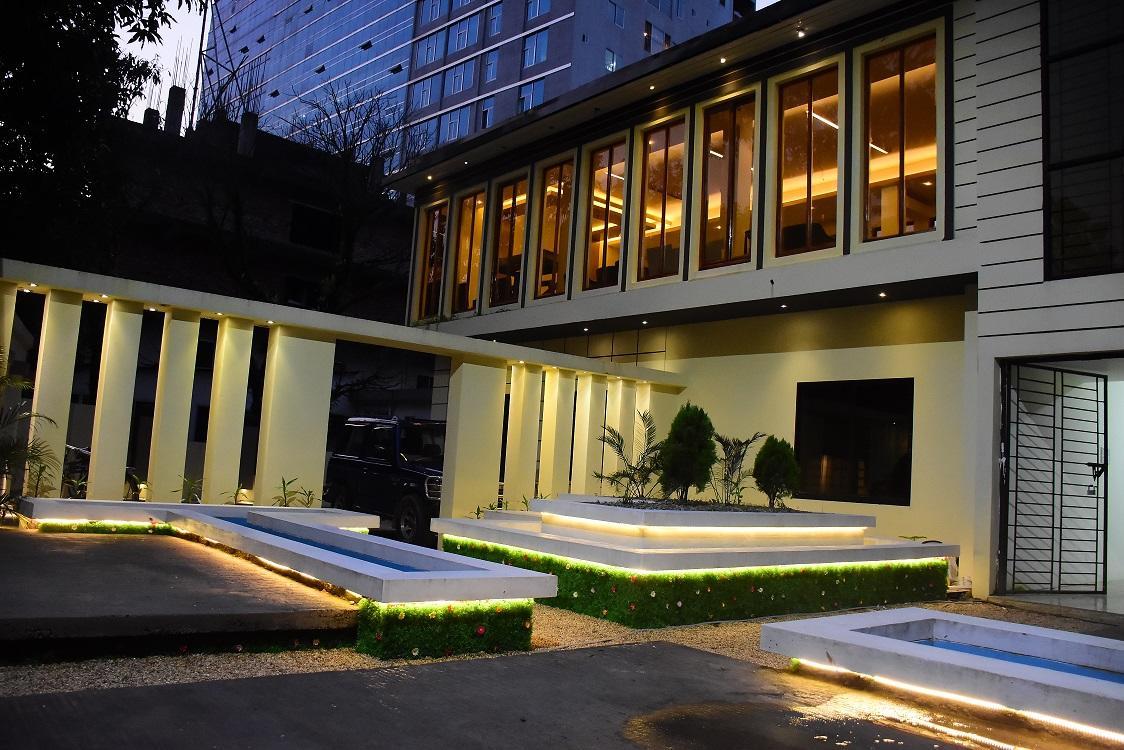 Bottomhill Palace Hotel Sylhet Buitenkant foto